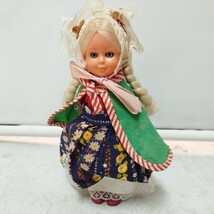 民族衣装人形【60サイズ】_画像1