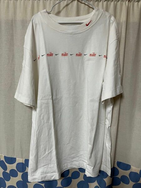 NIKE Tシャツ