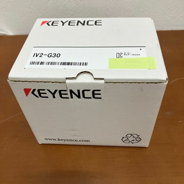 KEYENCE キーエンス AI搭載 画像判別センサ センサアンプ　IV2-G30　①