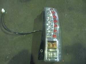 三菱 H82W ｅＫワゴン 右・テールランプ ブレーキ LED 8331A048 RCL-010