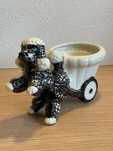 ドイツ 1970年代 プードル プランター 花瓶 置物 陶器アンティーク 昭和 レトロ ビンテージ 雑貨 犬 オブジェ インテリア 花器 荷車