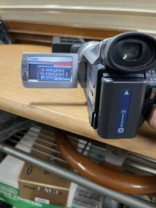 ●SONY HDR-HC1 ソニー デジタルビデオカメラ レコーダー AC-SQ950。RMT-831 RMT-835 通電確認済み 中古