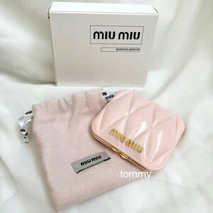  new goods miumiu MiuMiu miumiu mirror pouch attaching Novelty pink 2 surface mirror box attaching 
