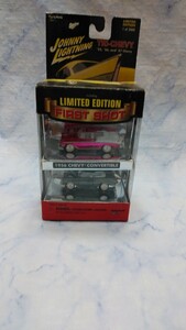 JOHNNY LIGHTNING ジョニーライトニング ミニカー　TRI-CHEVY 限定商品　1956 CHEVY CONVERTIBLE シェビー　コンバーチブル　激レア　