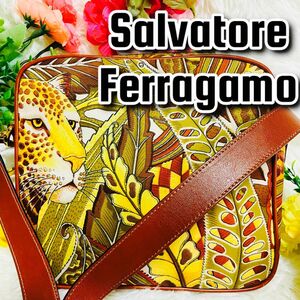 美品●Salvatore Ferragam●フェラガモ●ショルダーバッグ●タイガー●虎●メンズ●レディース●マルチカラー●マルチ