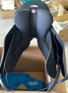 WINTEC Hart Isabell Dressage Saddle Black 16.5