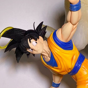 ・ドラゴンボール 『孫悟空』 海外限定品 28cm PVC製フィギュア 箱無の画像9