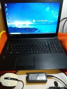 TOSHIBA dynabook B35/R i3-5005U/8GB/SSD256GB/Office