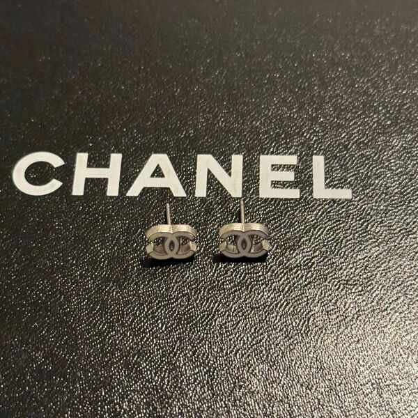 CHANEL シャネル ココマーク ピアス BTSテテ着用