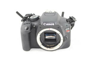 EOS Rebel T2i　CANON