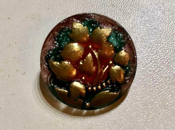ハンドメイド　チェコ　ガラスボタン 金彩　桔梗　直径2.7センチ 手芸用品 フラワーモチーフ