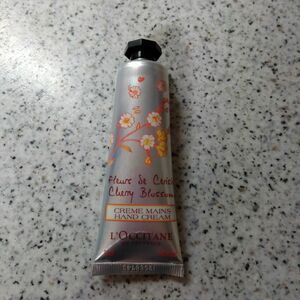 ロクシタン LOCCITANE ハンドクリーム チェリーブロッサム　30mL