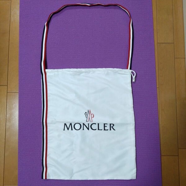 【非売品】モンクレール MONCLER ショルダー（斜めがけ可能）巾着袋