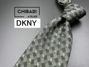 【超美品】DKNY　ダナキャラン　ドット柄　ネクタイ　3本以上送料無料　グレイグリーン　0305242