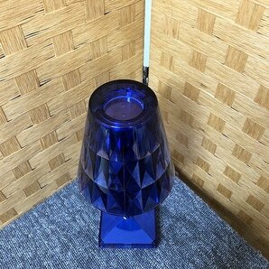 SKG03278相 ★ほぼ未使用★ Kartell カルテル 充電型LEDテーブルランプ ブルー 直接お渡し歓迎の画像4