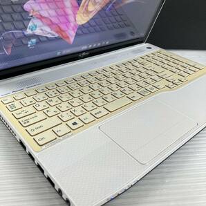 タッチパネル★驚速★メモリ16GB+新品SSD512GB★Core i7-3.20GHz,Windows11,人気富士通,Office2021,Webカメラ,Blu-ray,バッテリー交換済の画像4