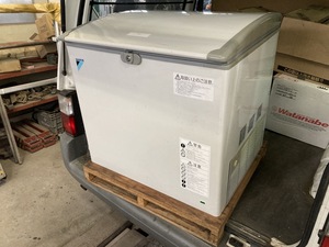 ダイキン　冷凍庫　冷凍ストッカー　家庭用　100V　LBFD1AAS
