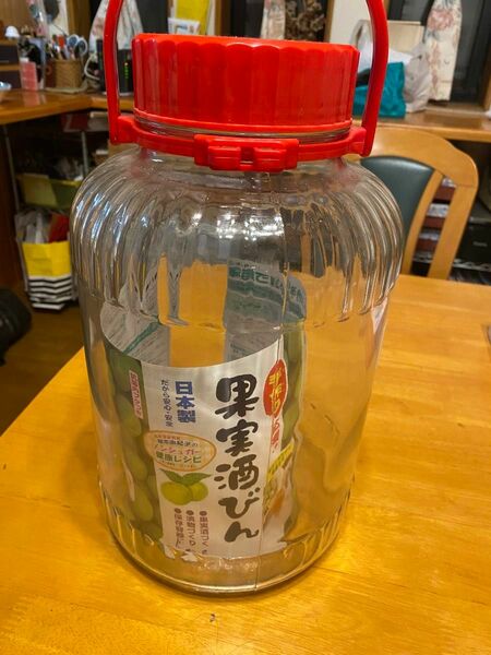 果実酒瓶　8L