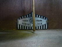 【6-4-18-11Ta】　HIBINO CLOCK　掛時計　振り子付き　アンティーク　ゼンマイ式_画像5