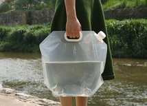 ウォーターバッグ携帯用 避難グッズ（5Lの2個セット）収納便利　折りたたみ水タンク 災害 防災 非常用給水袋 大容量 透明_画像5