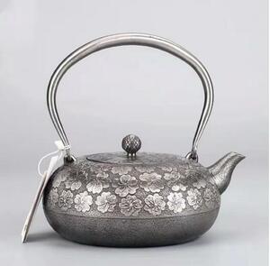 高品質★砂鉄 南部鉄器 鉄瓶 コーティングなし 手作り鉄 やかんを沸かす お茶の道具 1300ML