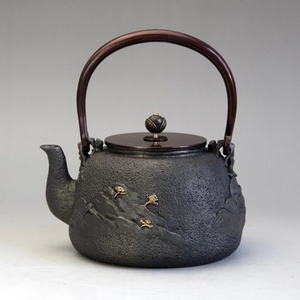 美品☆南部鉄器 老鉄瓶 提梁壺★新品 茶道具対応 鉄やかん 鉄分補給 鉄びん 未塗装鉄器