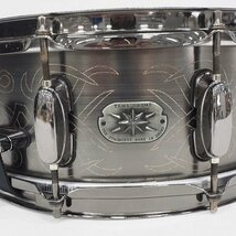 ★TAMA/タマ Metal Works Hand Engraved Steel スネアドラム 14x5.5インチ ソフトケース付 同梱×/D4X_画像2