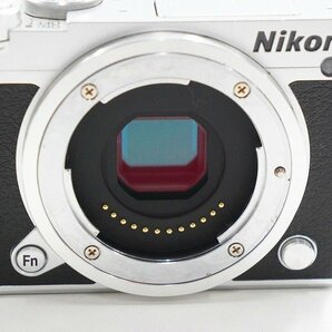 Nikon/ニコン 1 J5 ミラーレス一眼 デジタルカメラ ボディ シルバー 簡易動作確認済み /000の画像3