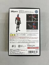 S．H．フィギュアーツ 仮面ライダーカブト ライダーフォーム_画像2