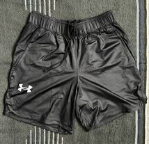 UNDER ARMOUR 新品未使用NEWMODEL UAアイソチル ショートスリーブTシャツ・UAアイソチル スリーブレスTシャツトレーニングウェア３セット_画像7