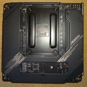 GIGABYTE B550I AORUS PRO AX 最新Rev1.3 23年製 の画像8