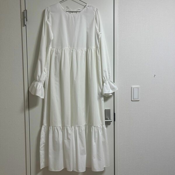 【新品未使用】ダブルクローゼット　ワンピース　Fサイズ　 ホワイト 白 長袖