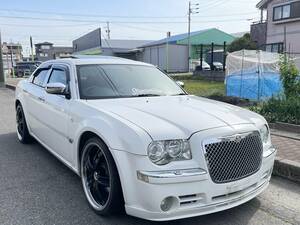 クライスラー　300c 5.7L HEMI 愛知県　ディーラー車 サンルーフ　