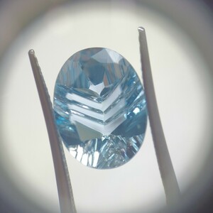 ブルートパーズ 7.73ct カラーストーン 色石 ルース 裸石