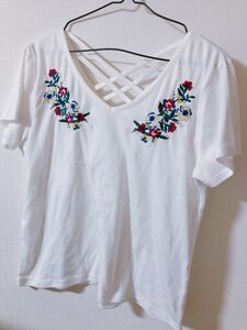 Tシャツ 半袖 刺繍 カットソー