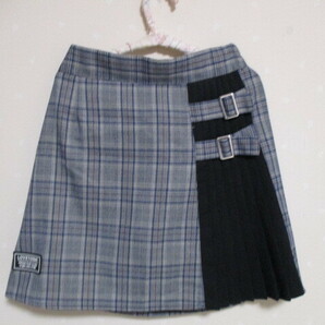 ● Lovetoxic ● ☆可愛いプリーツスカート インナーパンツ付き☆ ブルー 150㎝ 40414の画像1