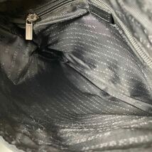 F◎ BURBERRY LONDON バーバリーロンドン ショルダーバッグ ブラック ノバチェック 斜め掛け キズ汚れ有り_画像8