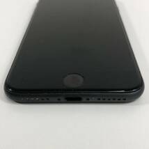 G※ Apple iPhone 8 64GB バッテリー 75% MQ782J/A SIM ロックあり 初期化済み ネットワーク利用制限◯ キャリア docomo 傷 汚れ 有り_画像7