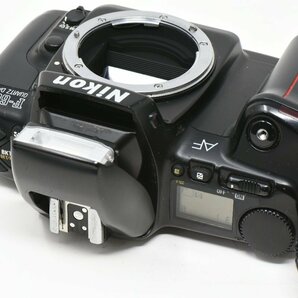 Nikon F-601 QUARTZ DATE 本体 / AF NIKKOR 35-135mm f/3.5-4.5 ズームレンズ付き ※動作確認済み、現状渡しの画像10