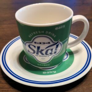 ①愛のスコール『Skal』②関東 栃木イチゴ カップ＆ソーサーセット