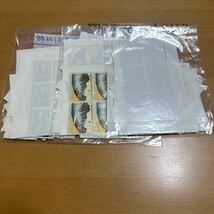 1額面39000円 130円切手　普通/記念　バラ/ブロック 　300枚　まとめ売り　現状渡し　未使用_画像2