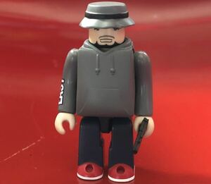 《ギャング》KUBRICK 100% キューブリック フィギュア GANG トイ デザイナーズトイ ベアブリック BE@RBRICK ヒップホップ MEDICOM TOY