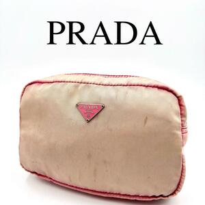 PRADA プラダ ポーチ 小物入れ ロゴプレート ロゴ金具 ナイロン