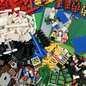 LEGO まとめて 街シリーズ お城シリーズ 騎士の休憩所 城壁 看板 ミニフィグ ボート ジャンク品の画像1