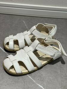 *BeBe Bebe Kids sandals white stylish 19.0cm*