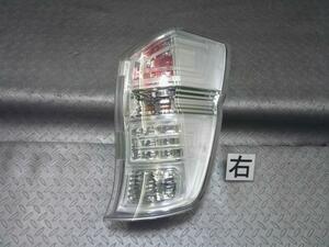 ホンダ(Honda)※同梱不可※ステップワゴン RK6 右テールランプ 運転席側 品番 33500-SZW-J01　LED点灯OK