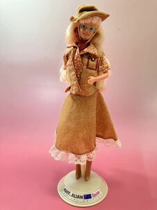 1992年発売 オーストラリア バービー ドール Australian Barbie 人形 マテル Mattel