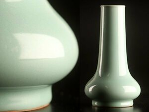 【流】中国美術 青磁花瓶 高23.3cm 箱付 TR720