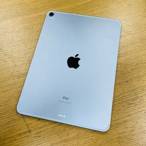 Apple iPad Air 第4世代 64GB Wi-Fi+Cellular スカイブルー MYH02J/A au NN1125の画像3