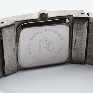バングルウォッチ スクエア シェル文字盤 クォーツ メンズ 腕時計 NICOLA VALENTINOの画像5